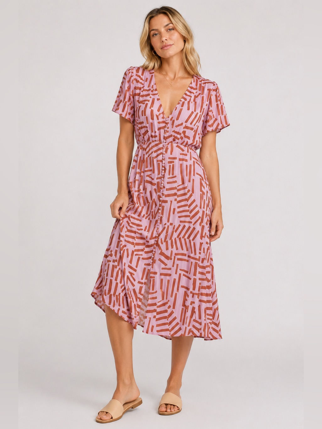 Self Contrast :: Ilse V-Neck Midi Dress | Cinnamon Sticks